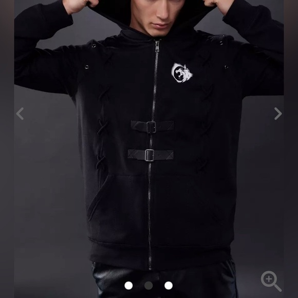 The Witcher Geralt Sword Hoodie, Black Men’s Size M by Hot Topic - Picture 3 of 6